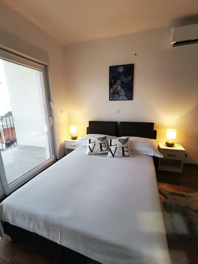 Charming Studio - Apartment มาคาร์สกา ภายนอก รูปภาพ